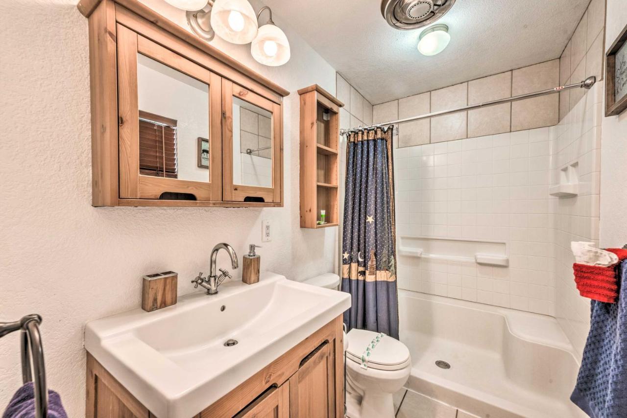 Tranquil Cabin With Stream And Deck Near Dtwn Ruidoso! Εξωτερικό φωτογραφία